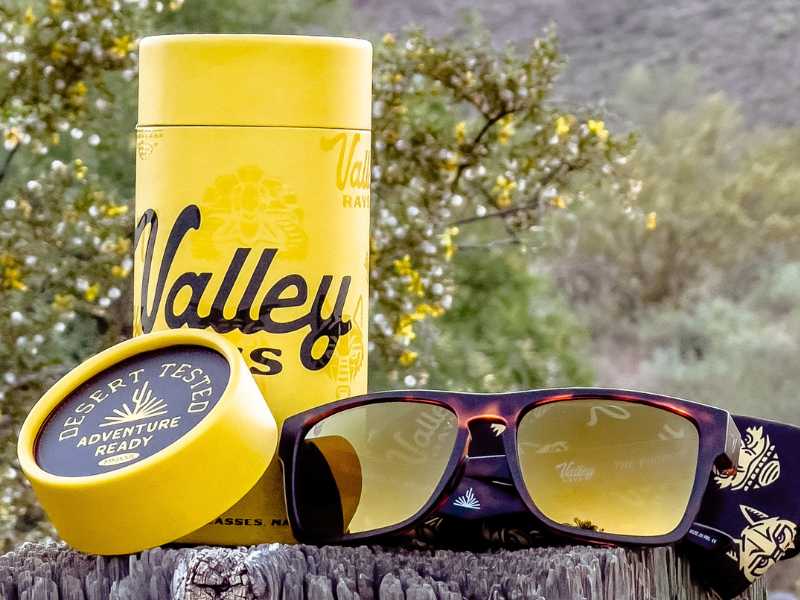Valley Rays sunglasses come with a premium polarized sunglasses for men and women, a hard case designed to fit in cupholders and soft micro fiber pouch